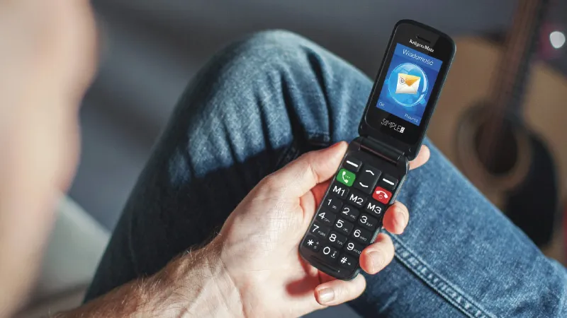 Telefon GSM Seniori Buton SOS 930 Kruger&Matz